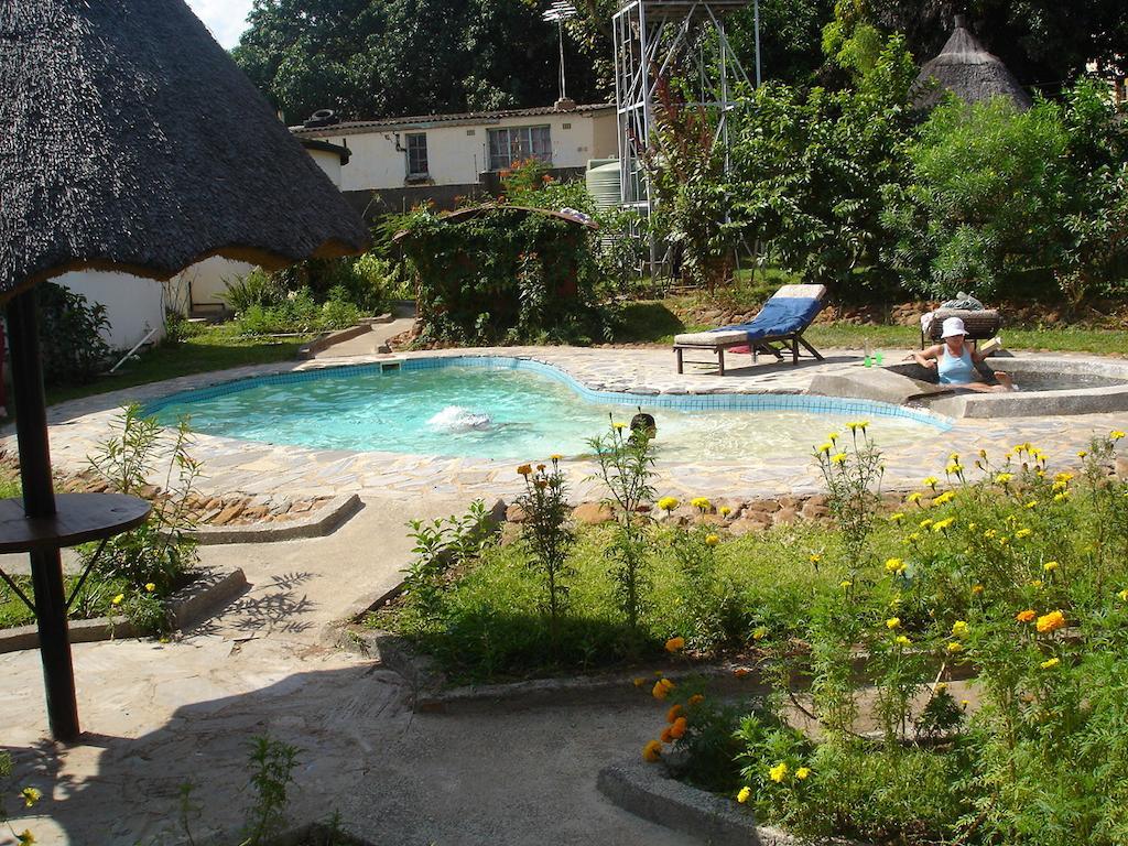 The Stone Guest House Livingstone Extérieur photo