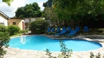 The Stone Guest House Livingstone Extérieur photo